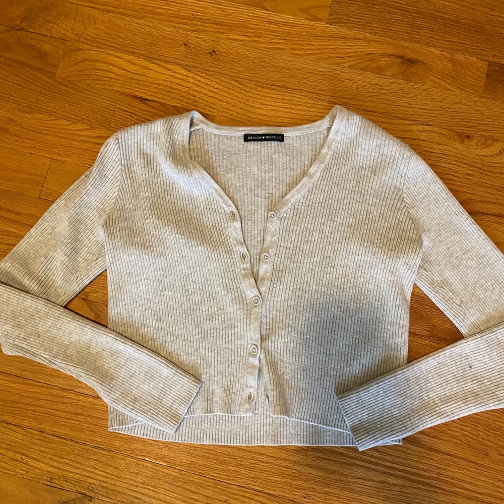 grey brandy melville sweater